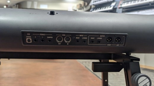 Korg SV1 88 Stage Vintage Piano 6